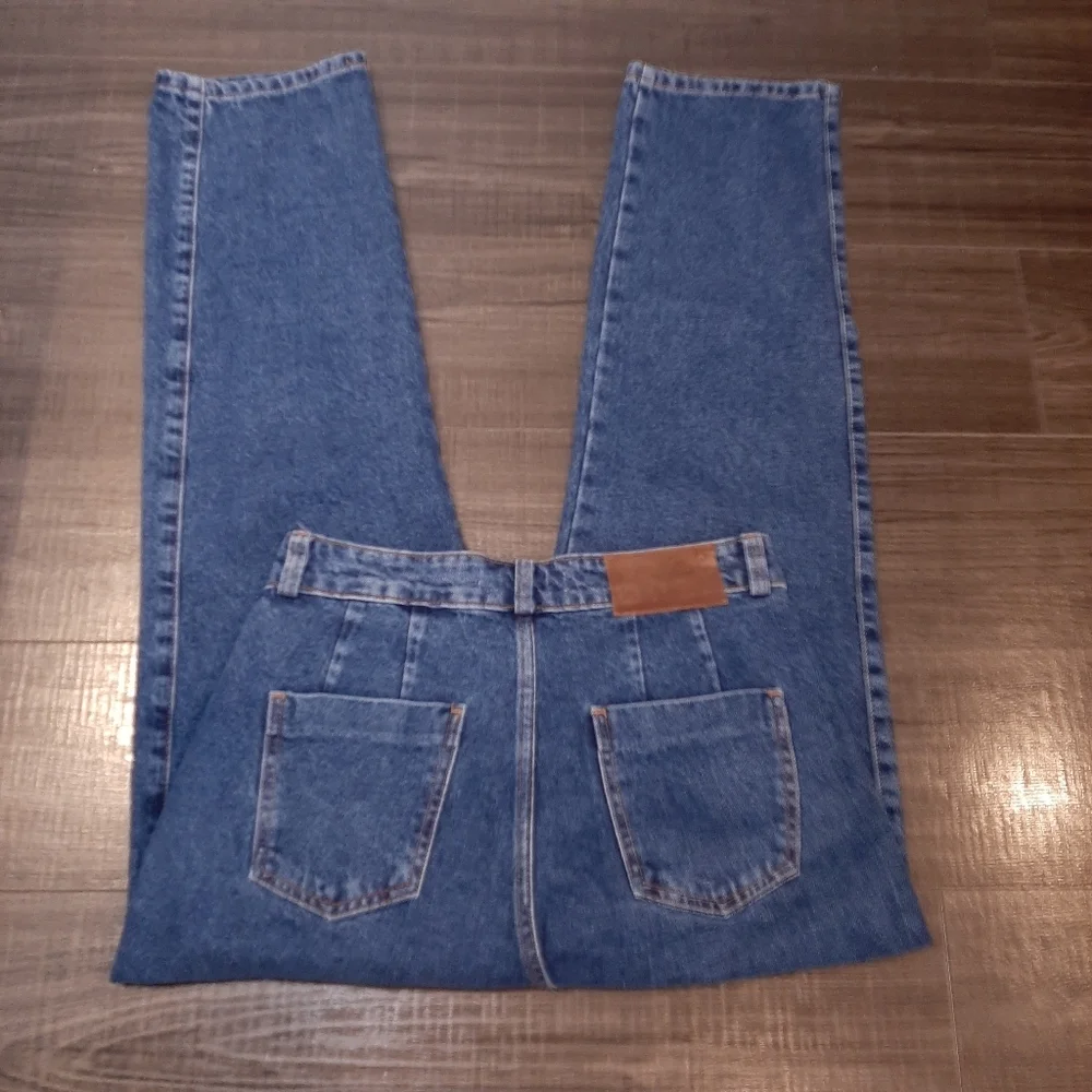 ZARA High Waist Mom Jeans Pleated 80s Style Tapered Leg Cropped Ankle Denim